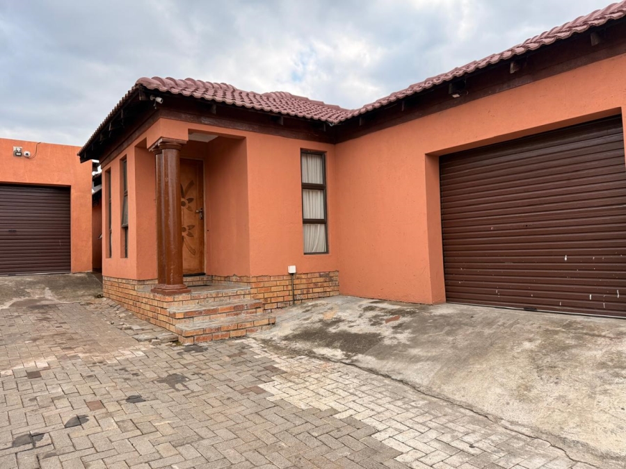 3 Bedroom Property for Sale in Tlhabane West North West